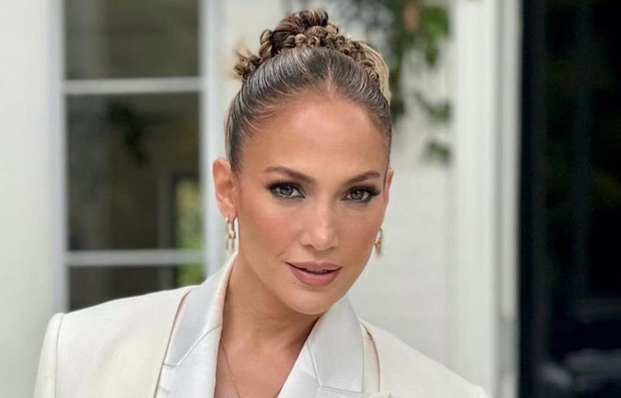 Jennifer López sobre RD: “Es el paraíso” tras el estreno de Office Romance