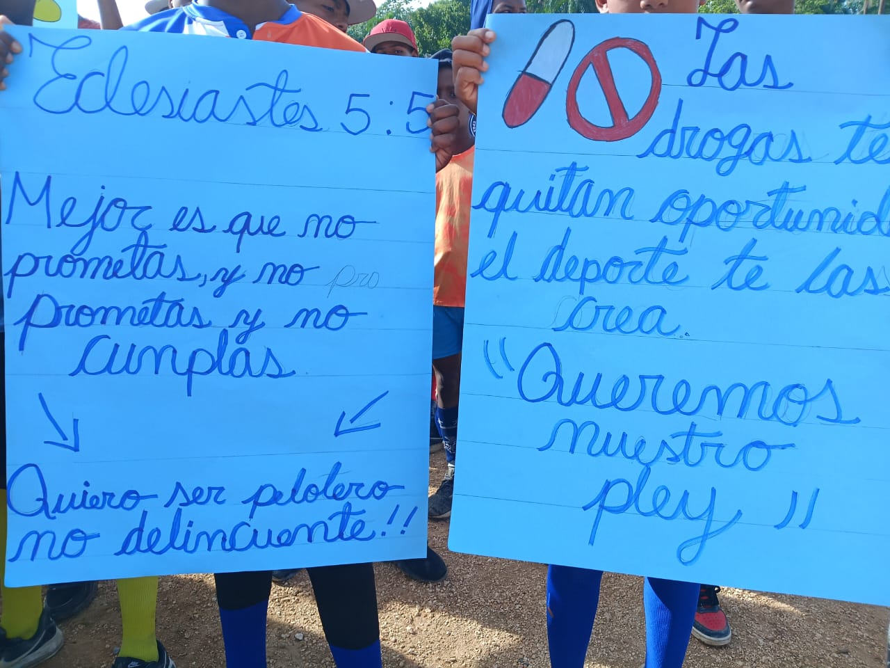 Protestan en reclamo de terminación del Play de los Girasoles I