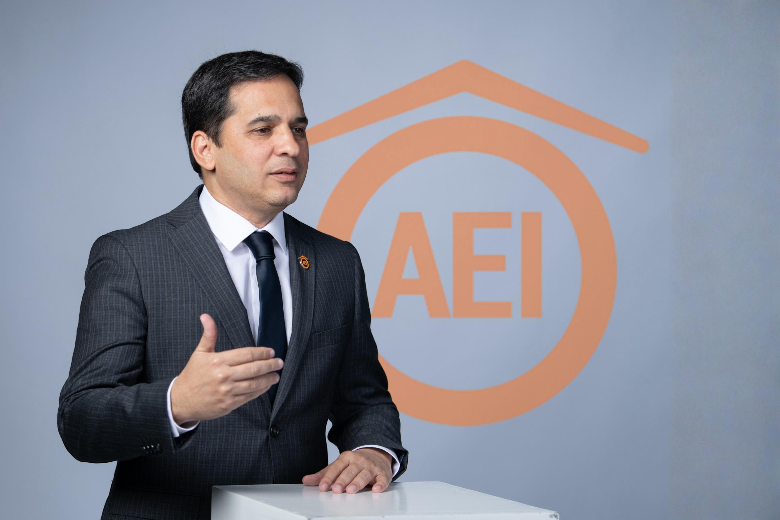 Alberto Bogaert, presidente de la AEI