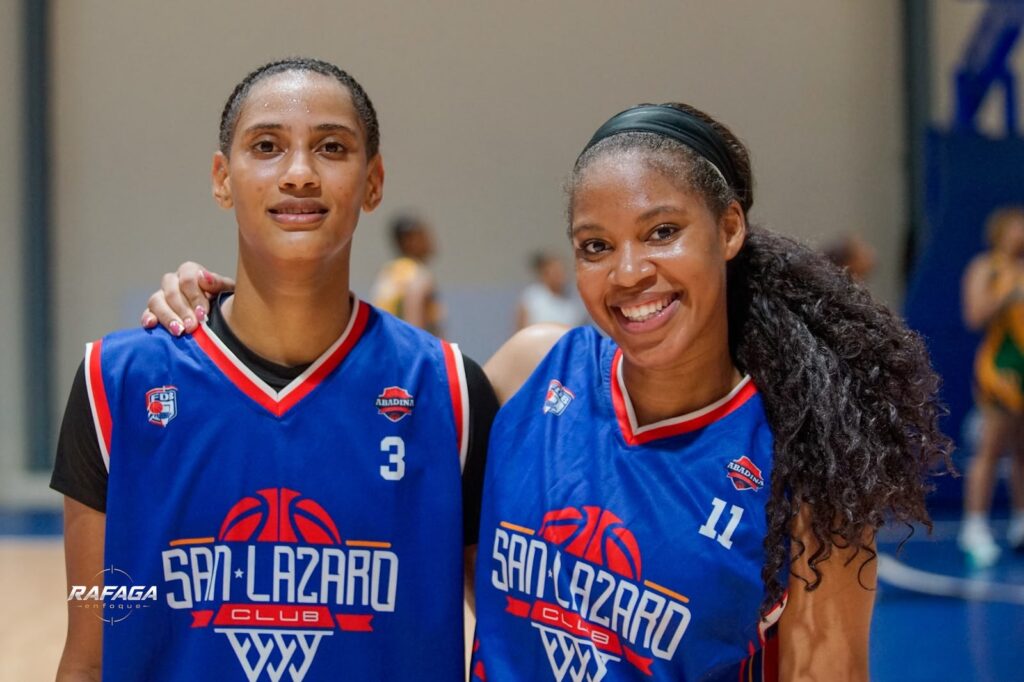 Vanessa Bautista y Dallysshya Moreno, del club San Lázaro.