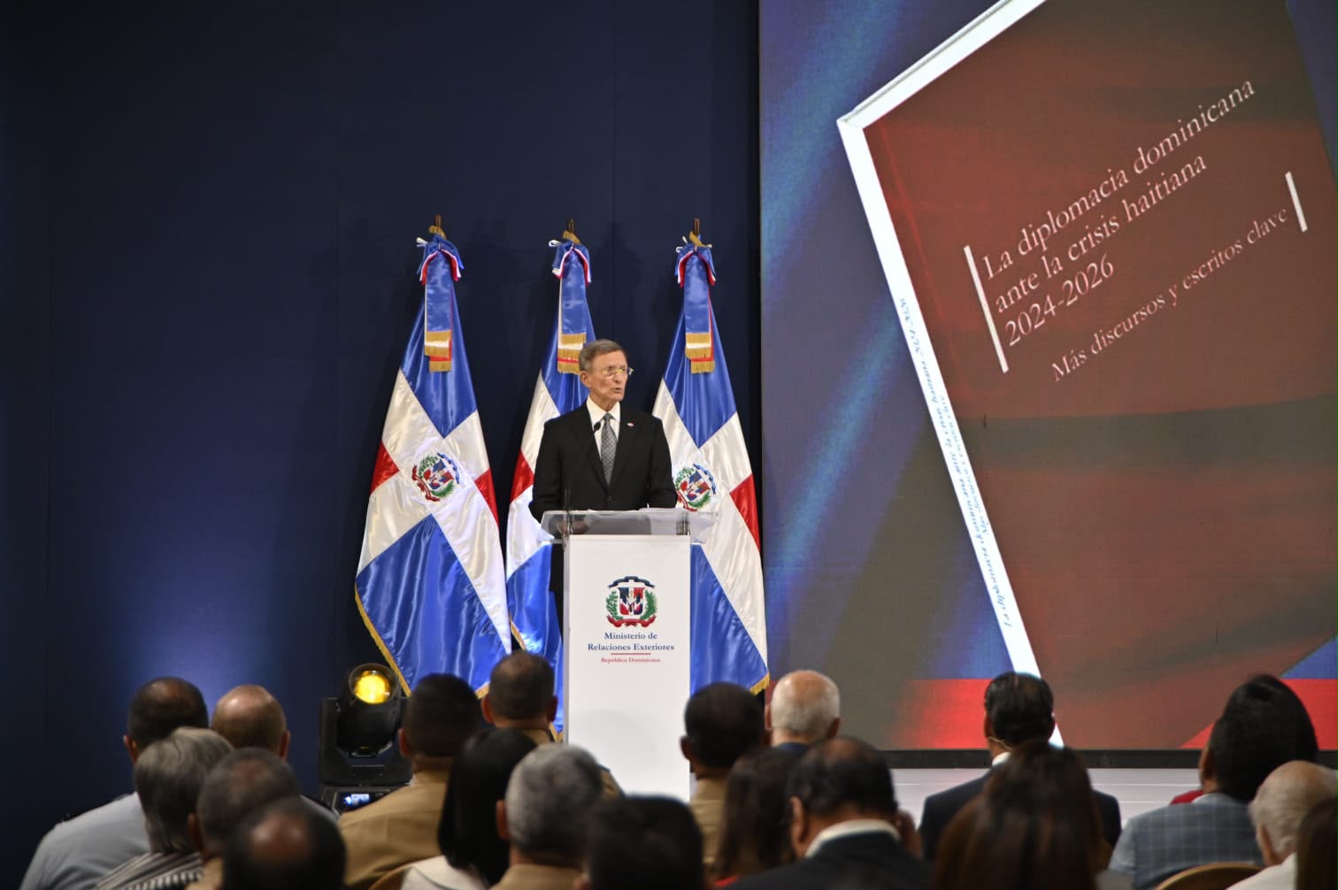 Canciller Roberto Álvarez