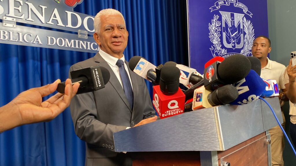 Ricardo de los Santos, medidas fiscales.