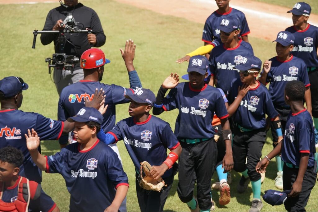 Provincia Santo Domingo termina tercero en VII Copa Robinson Canó