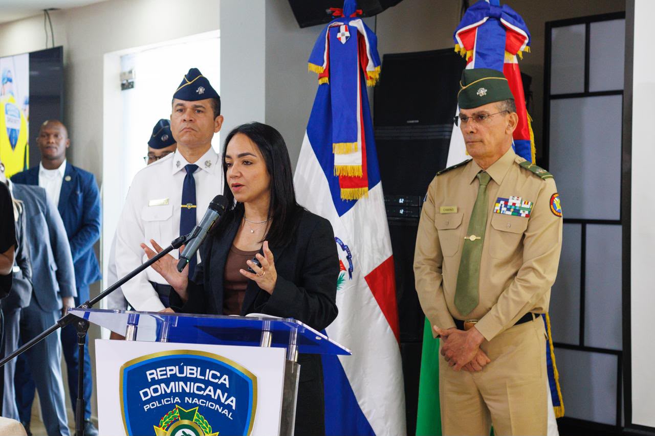 La ministra de Interior y Policía, Faride Raful.