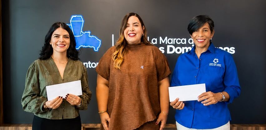 Lorena Abreu, Morelia Otazo y Odile Villavizar