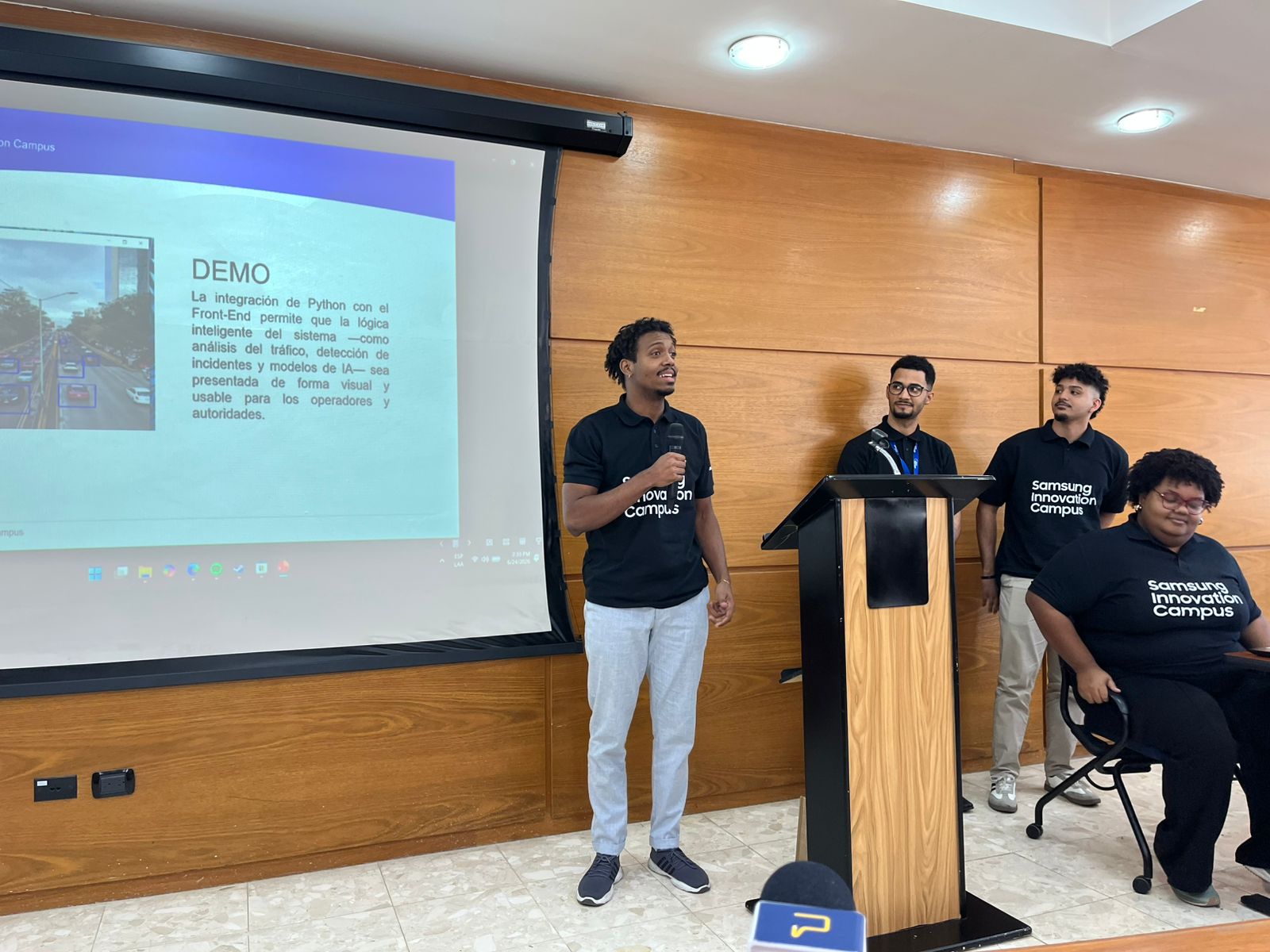 UNESCO, Samsung y Stratego impulsan red juvenil