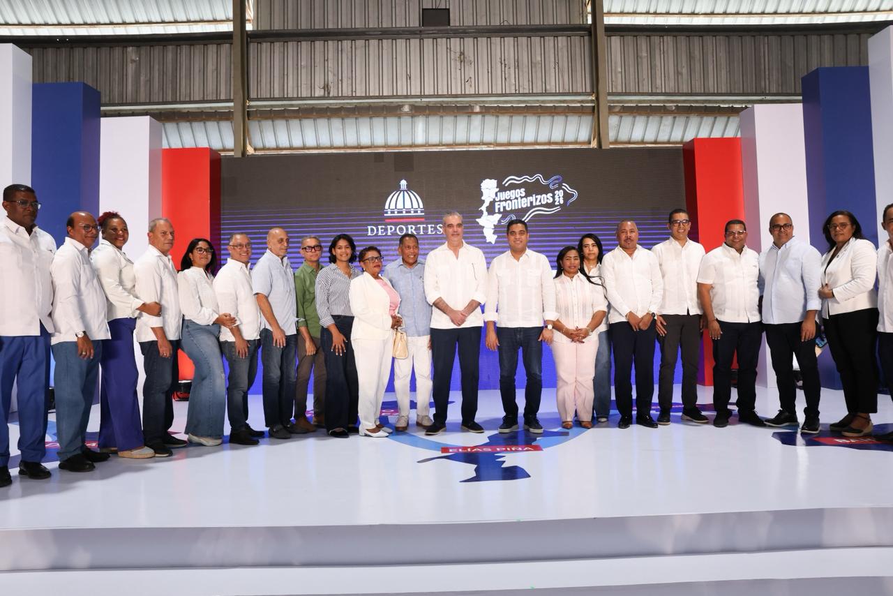 Presidente Luis Abinader y ministro Kelvin Cruz inauguran Juegos Fronterizos 2026