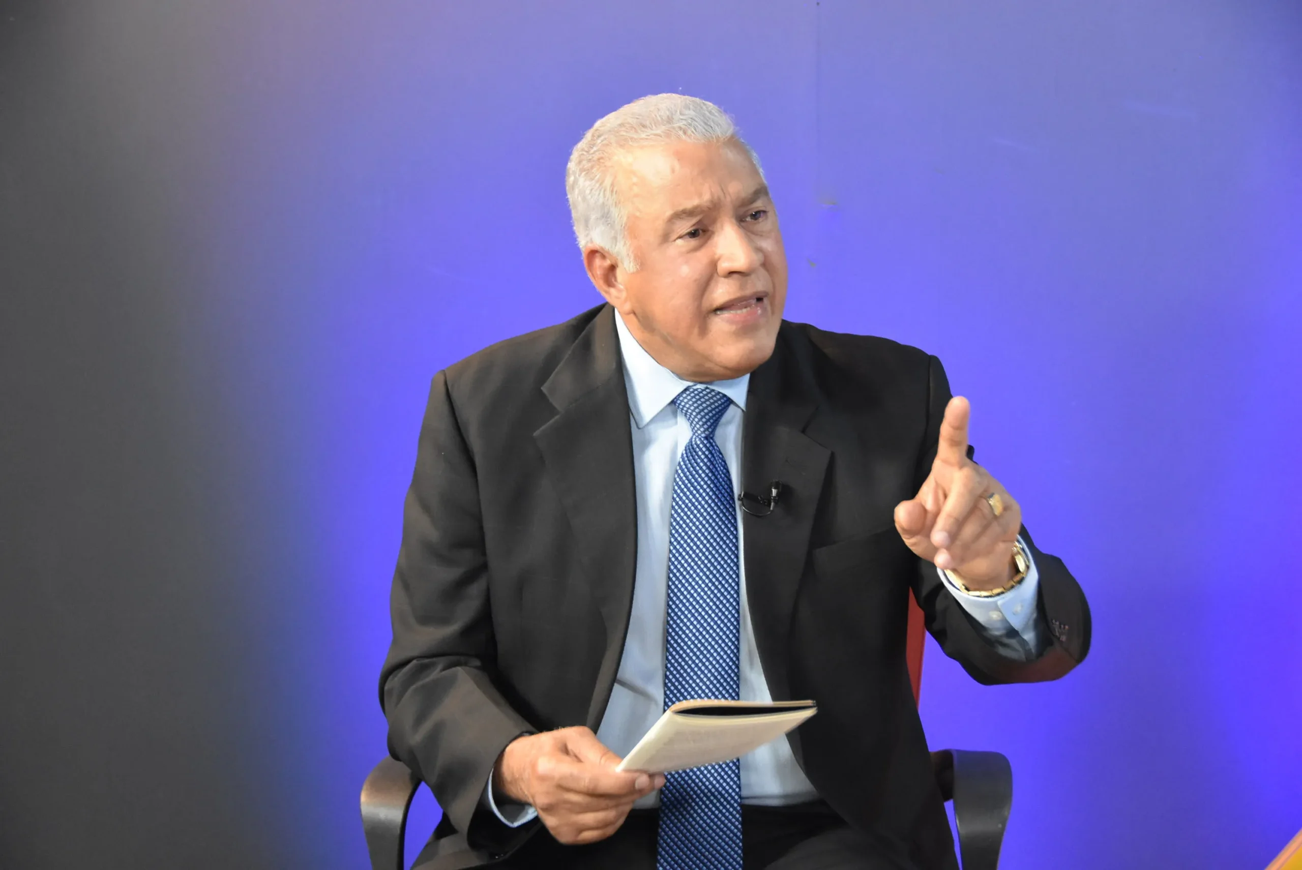 El ministro administrativo de la Presidencia, Andrés Bautista