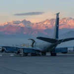 Fotografía que muestra la aeronave en la que viajarían miembros del USAR Boch, unidad especializada en bomberos. EFE/Javier Torres.