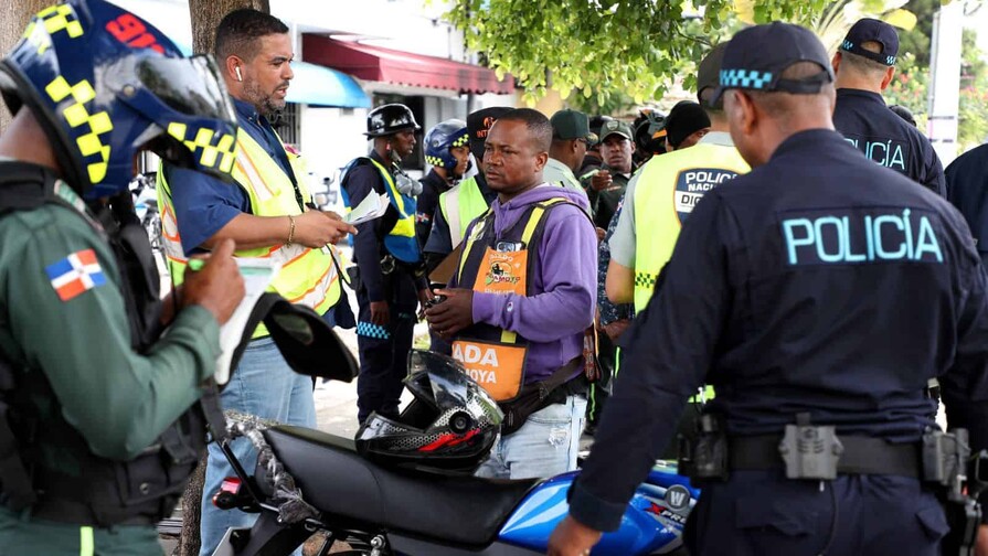 Intrant retiene 64 motos y elimina tres paradas