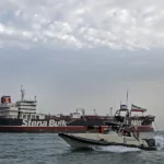 Irán bloquea por completo el estrecho de Ormuz