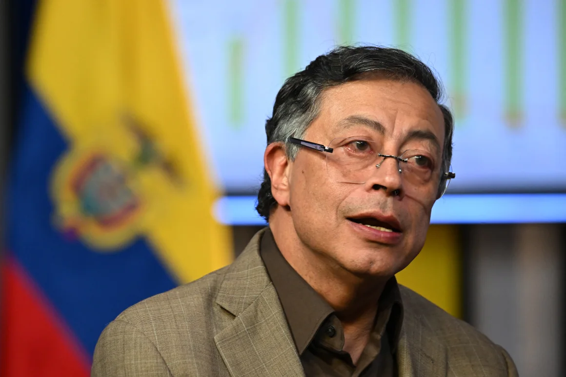 Gustavo Petro y supuesta suspensión.