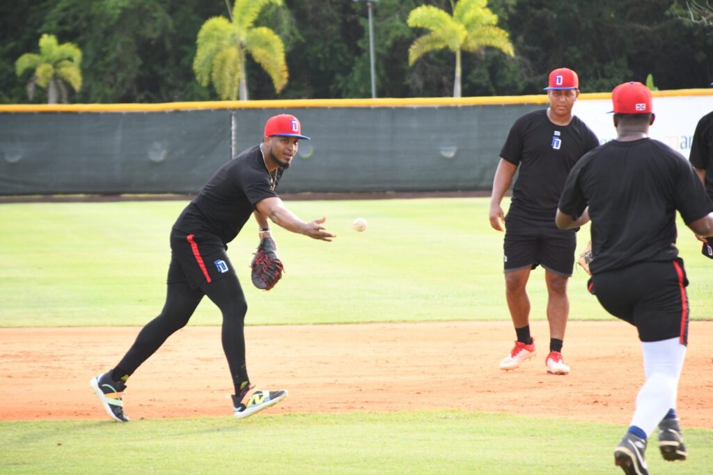 Jimmy Paredes en acción.