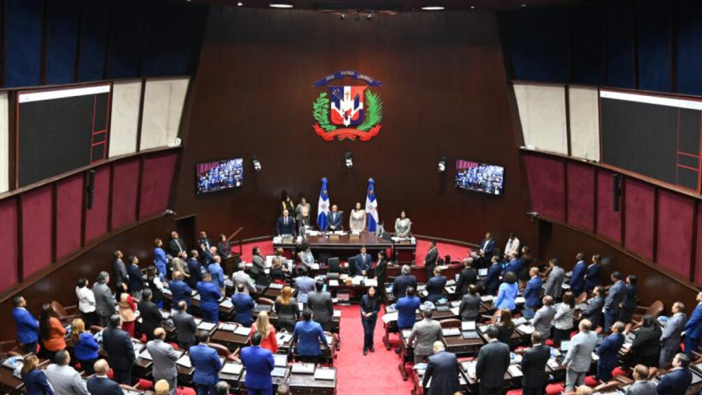 Nuevo Código Penal avanza en el Congreso tras aprobación de 32 cambios en primera discusión