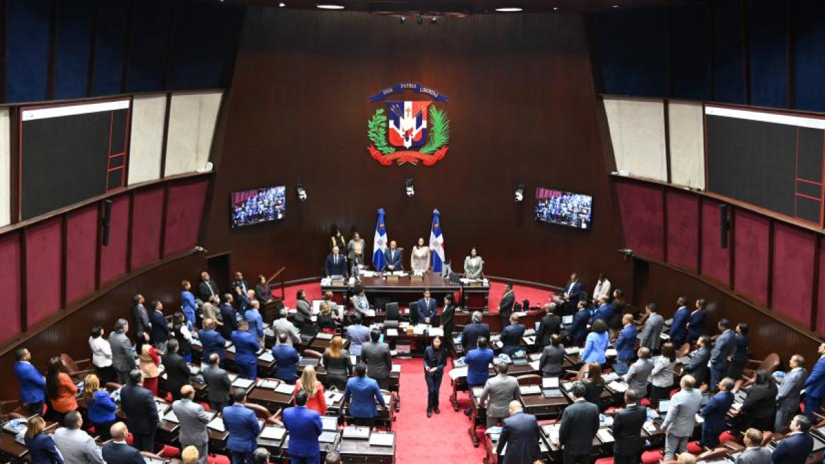 Nuevo Código Penal avanza en el Congreso tras aprobación de 32 cambios en primera discusión