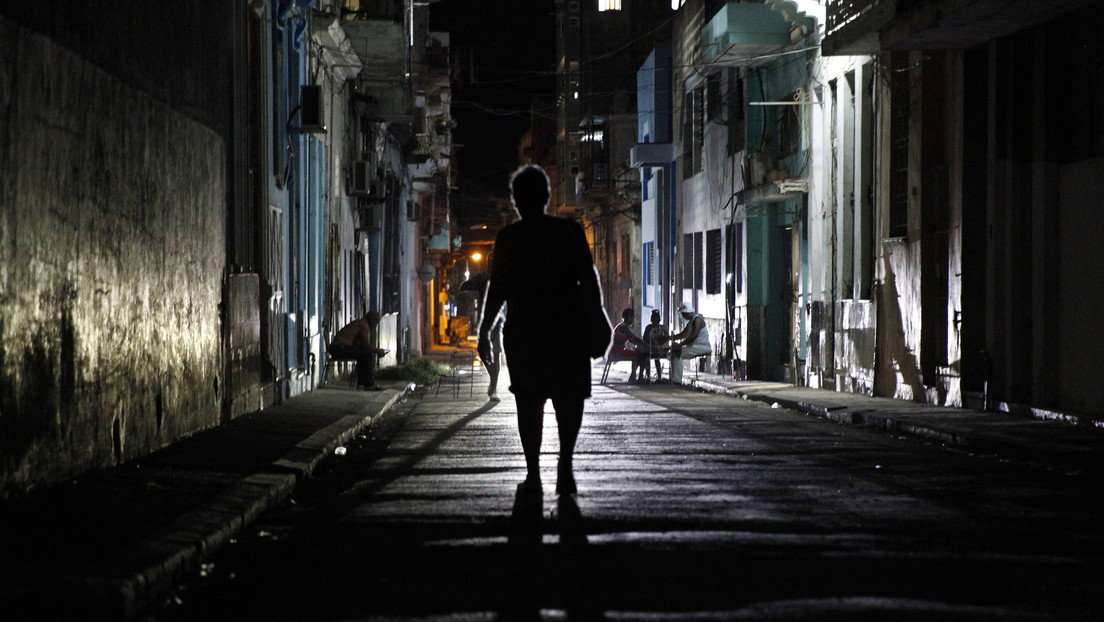 Cuba sufrió un nuevo apagón eléctrico generalizado la mañana de este martes, según información de la Unión Eléctrica (UNE) de la isla, publicada por la Empresa Eléctrica Camagüey.