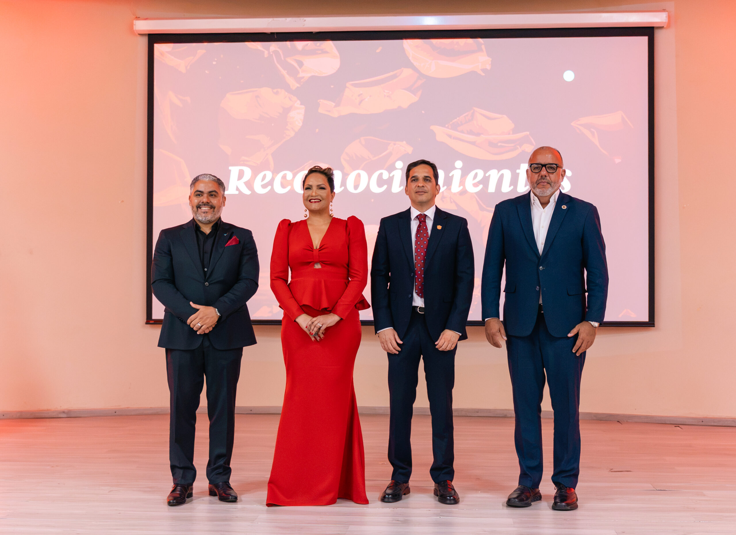 Reyna Echenique presenta guía práctica sobre la nueva Ley 85-25 para el sector inmobiliario
