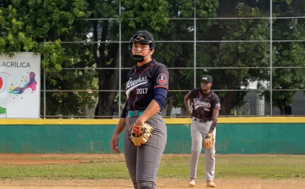 La capitana Merianny Tamarez Sahadalá, P.N, ganó por el equipo Veteranos 2017, en la jornada dominical.