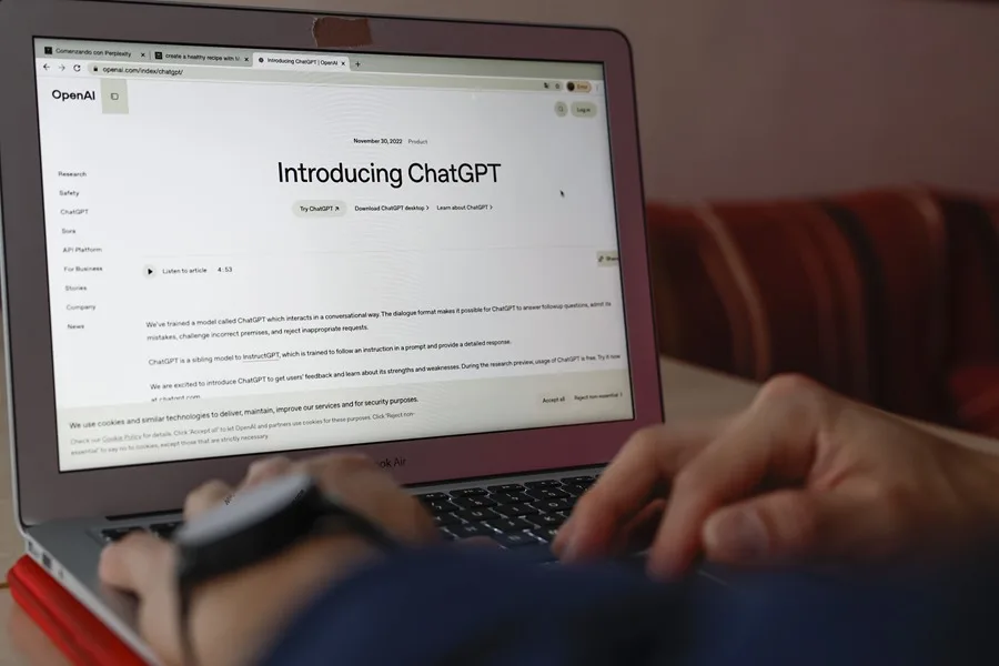 Jóvenes recurren a ChatGPT para hablar de salud mental