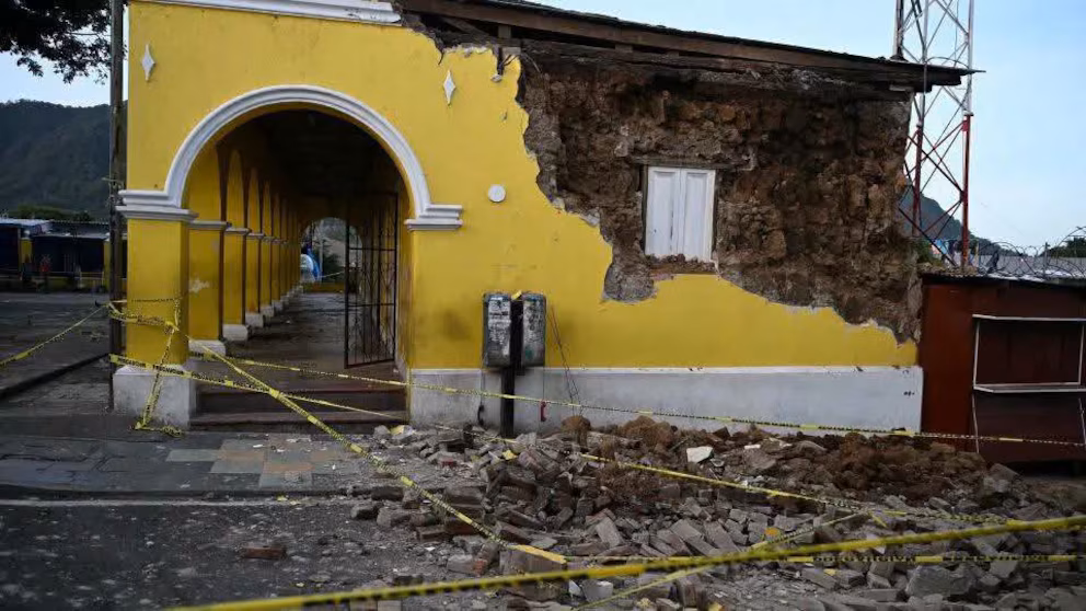 Guatemala contabiliza 131 sismos tras terremoto de magnitud 7.4 y mantiene vigilancia en zonas afectadas