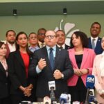 Diputados de la Fuerza del Pueblo.