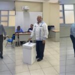 Docentes votan en segunda vuelta de elecciones en la UASD para definir vicerrectorías y decanatos.