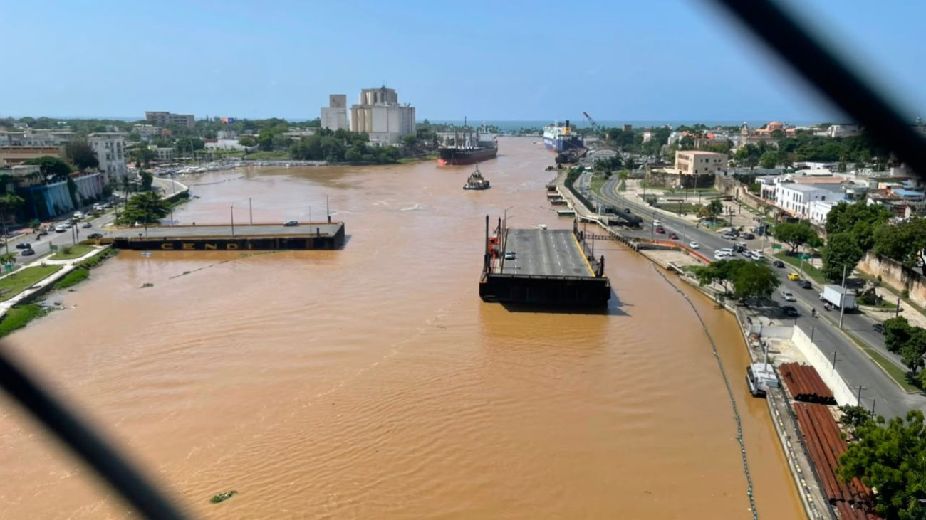 Puente flotante