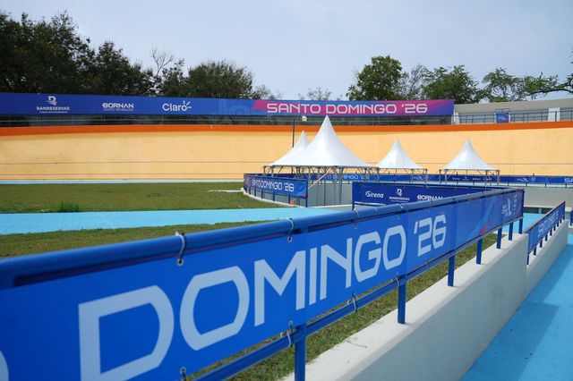 Totalmente renovado y listo para la competición, el Comité Organizador de los XXV Juegos Centroamericanos y del Caribe Santo Domingo 2026 entregó este viernes la edificación que albergará gran parte de las modalidades de ciclismo.