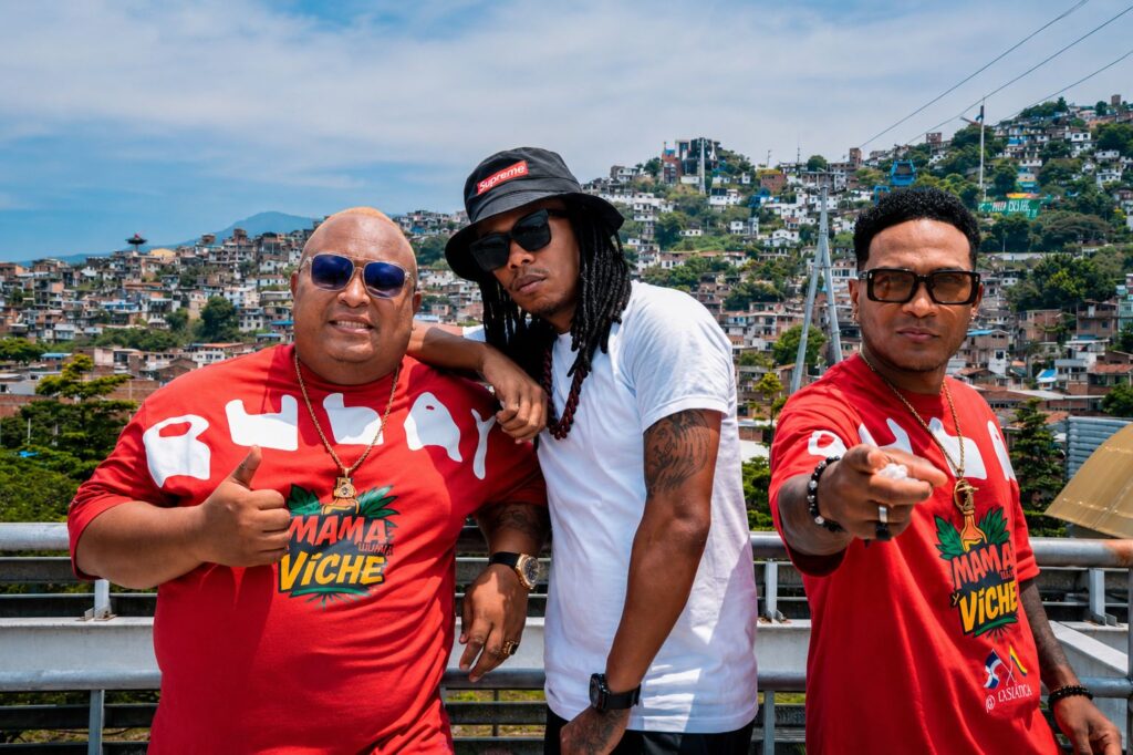 Menteabierta y Cali Flow Latino