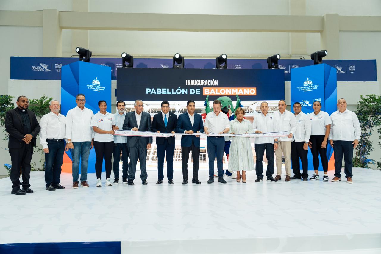 El MIVHED entrega completamente remozado el Pabellón de Balonmano en el Parque del Este