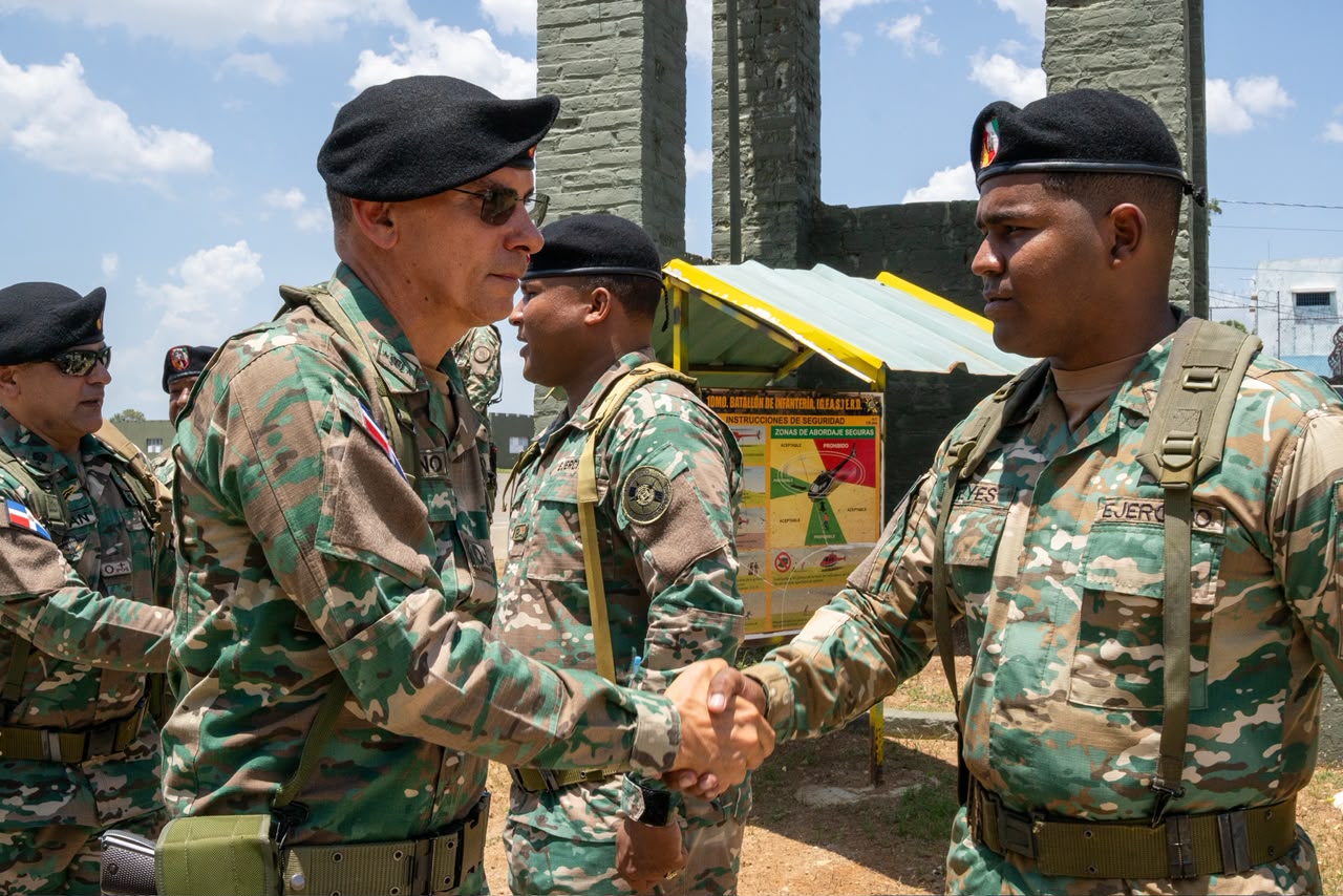 Mayor General Jorge Iván Camino, Comandante General del Ejército de República Dominicana.