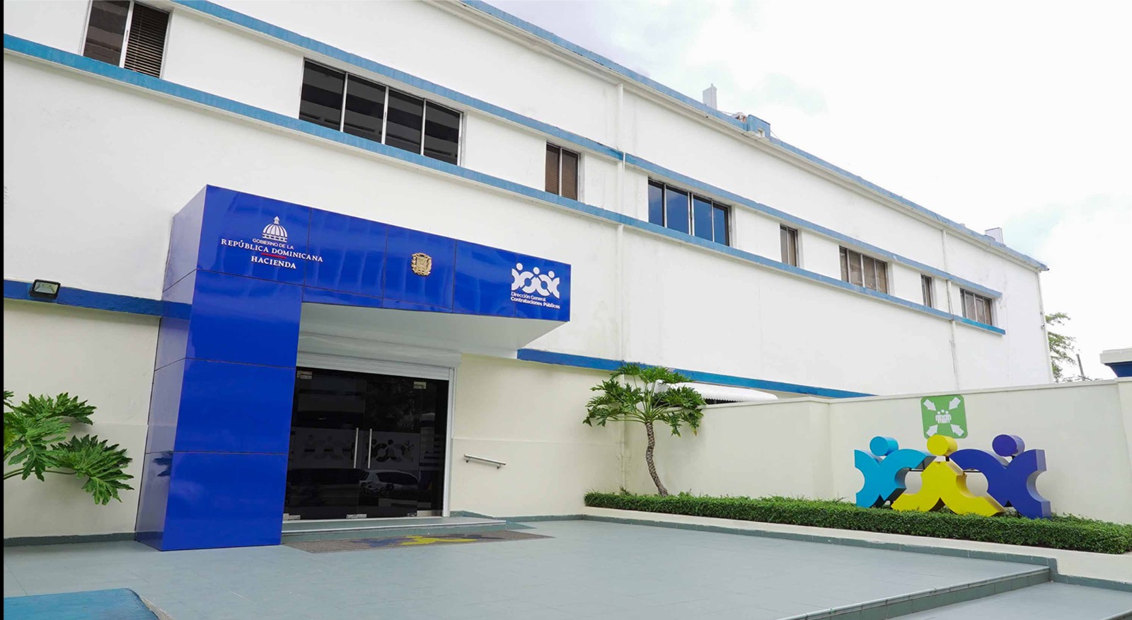 Dirección General de Contrataciones Públicas (DGCP).