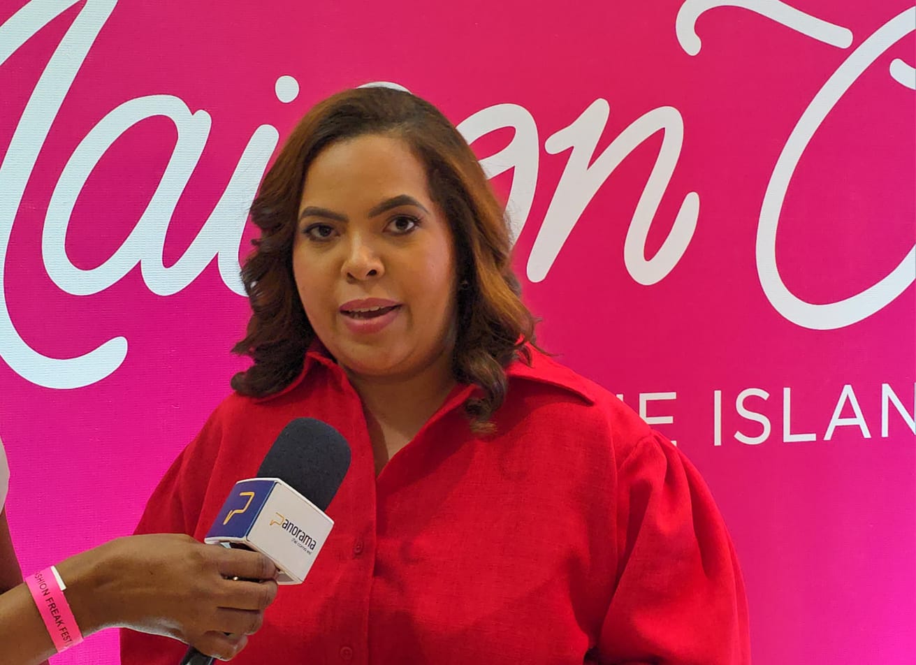 La comunicadora, productora y promotora de moda Marielle Araujo