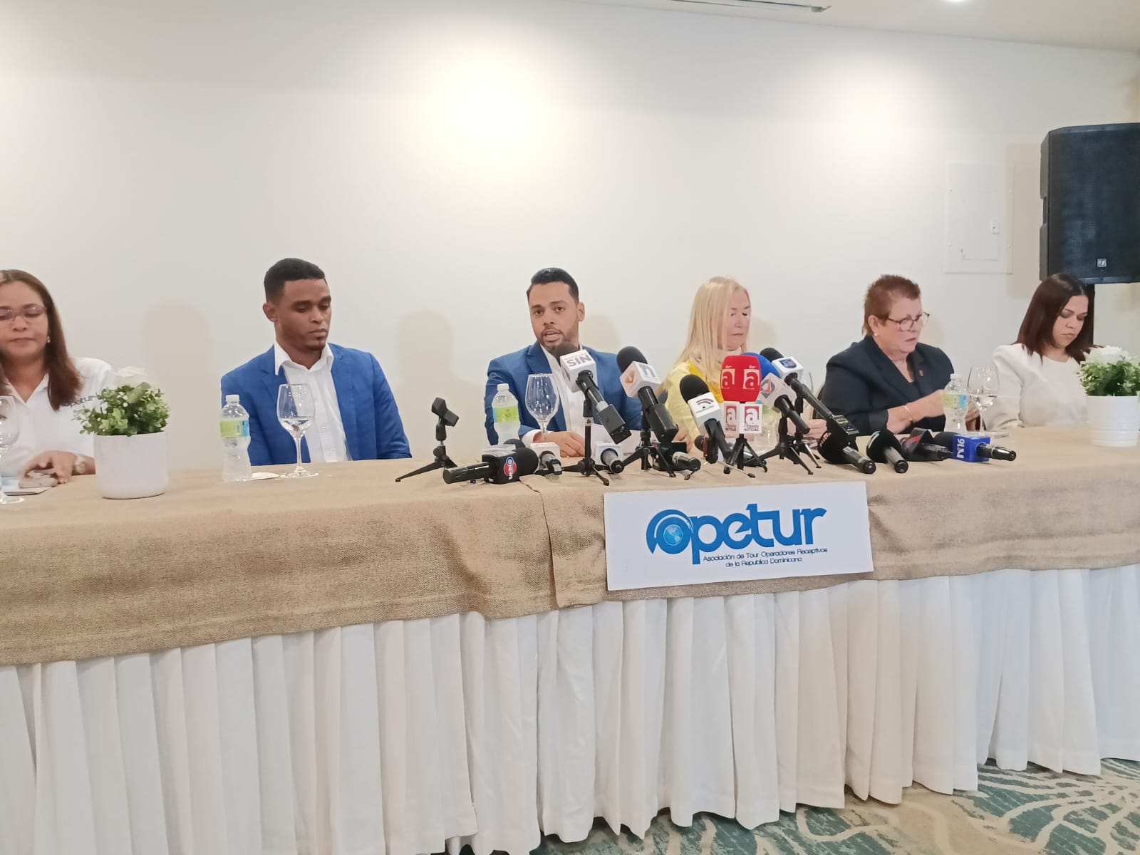 Presidentes de OPETUR, ASOTURE, ADAVIT y ADOTUR.