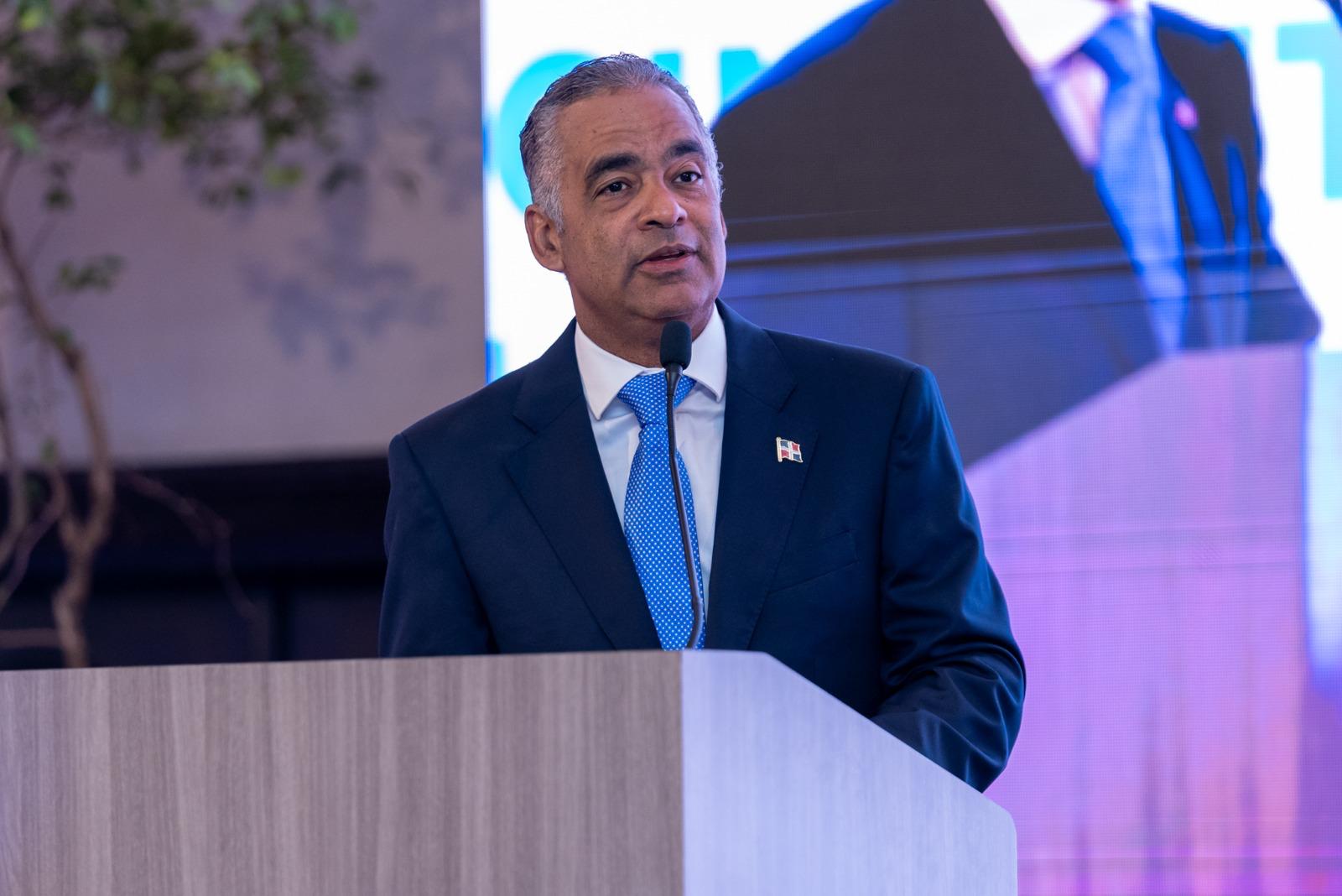El ministro de Energía y Minas, Joel Santos, enfatizó que el Gobierno tiene una planificación para que el desarrollo económico, impulsado por el sector energético, siga su curso más allá del 2030.