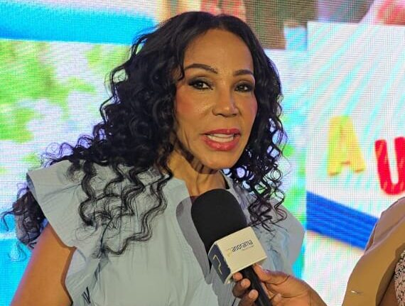 Directora nacional de la franquicia Miss República Dominicana Universo, Magali Febles / Kayros Santiago