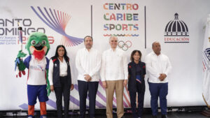 De Camps recibe la antorcha de los Juegos Centroamericanos