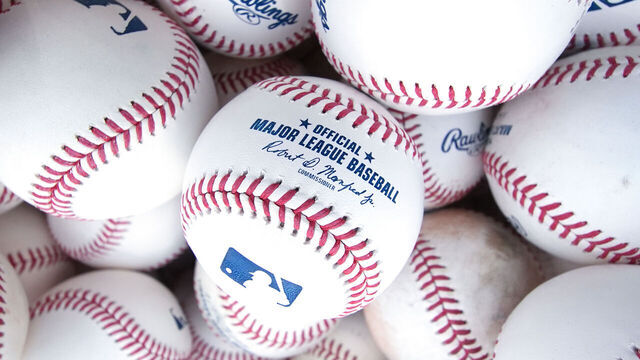 La MLBPA propone limitar las cesiones opcionales en las últimas negociaciones del convenio colectivo.