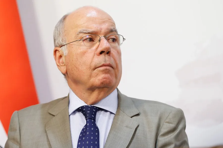 Ministro de Relaciones Exteriores de Brasil, Mauro Vieira, en una rueda de prensa, en Asunción (Paraguay).