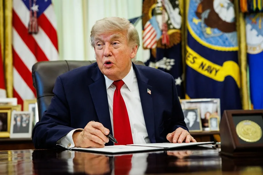 Trump arremete contra la política migratoria de Europa