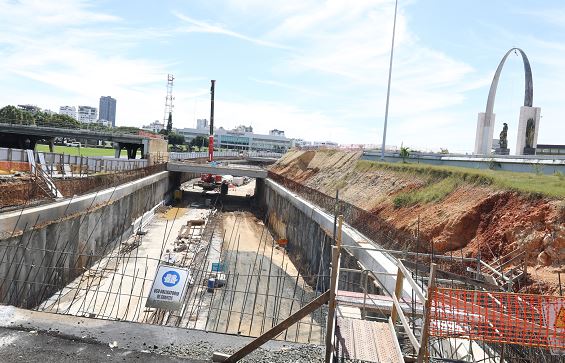 Paliza, mostró este fin de semana los avances de la construcción del túnel de la Plaza de la Bandera, una de las principales obras